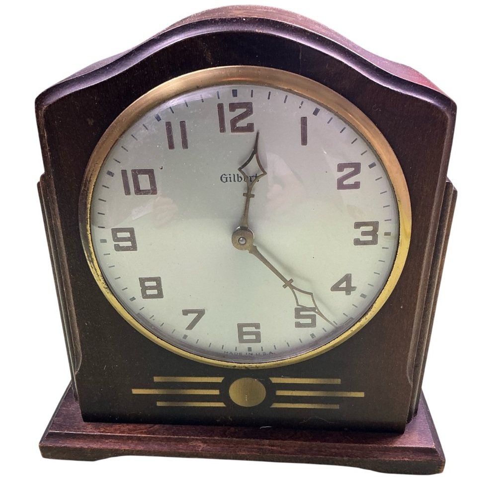 Vintage 1940 Gilbert Art Deco wood mechanical, wind up mantle clock USA made